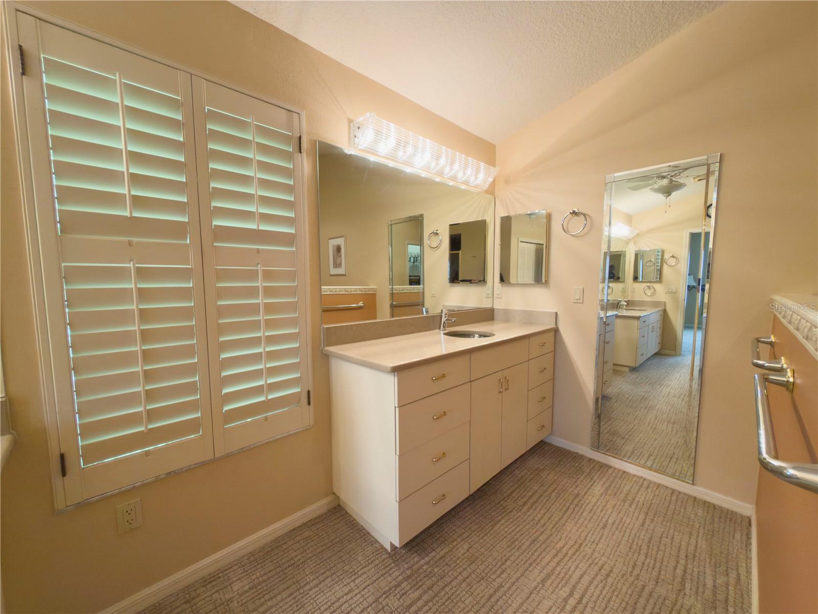11708 ORANGE GROVE DR — photo 46