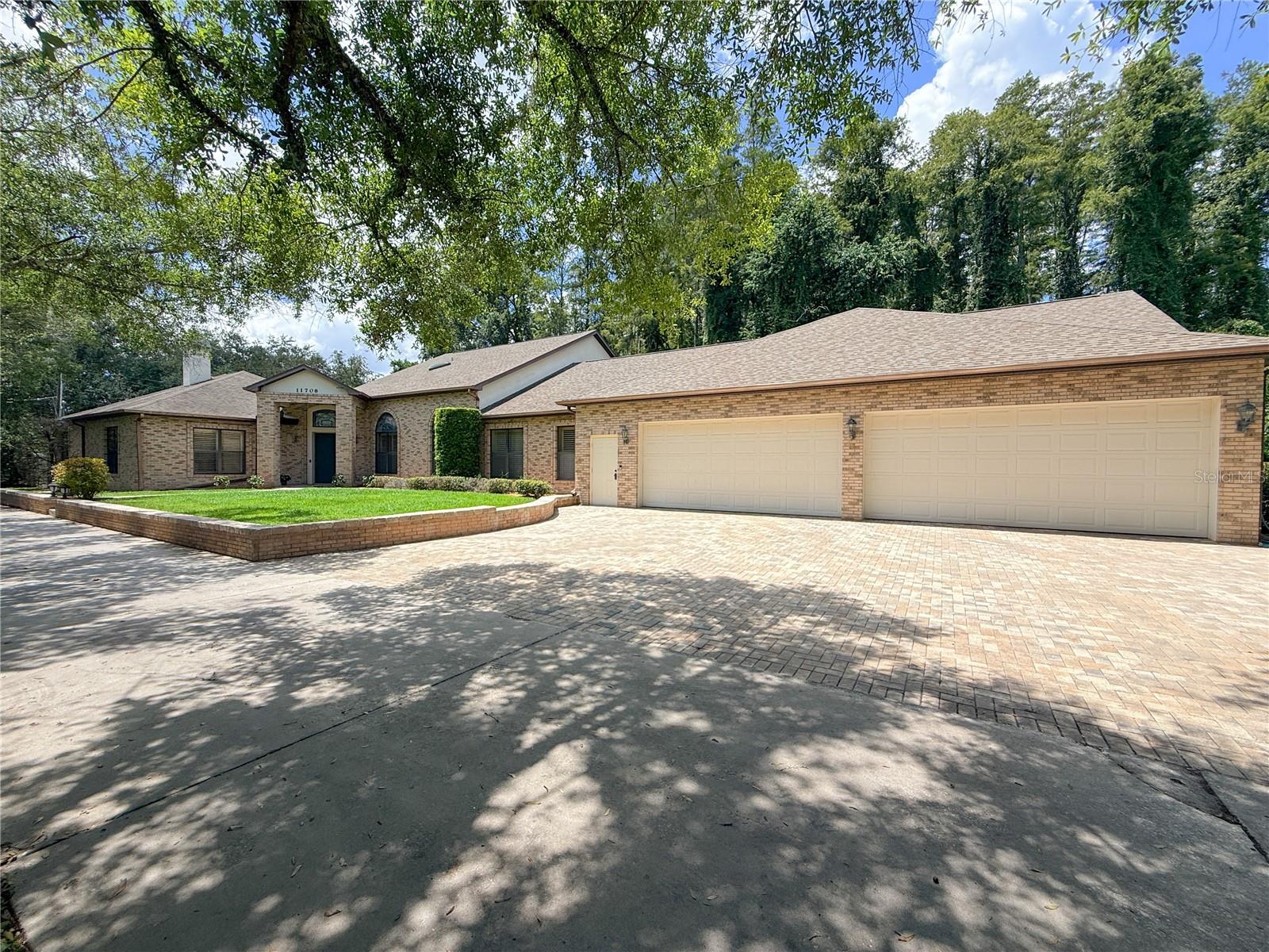 11708 ORANGE GROVE DR — photo 3
