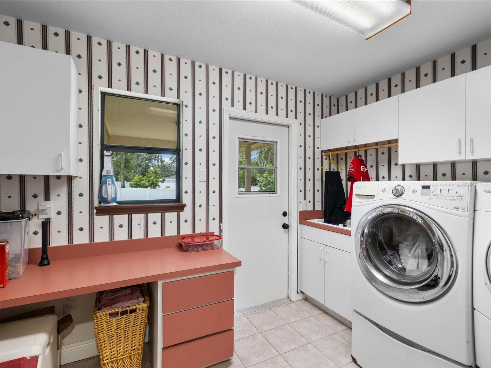 6655 MILLSTONE DRIVE — photo 23