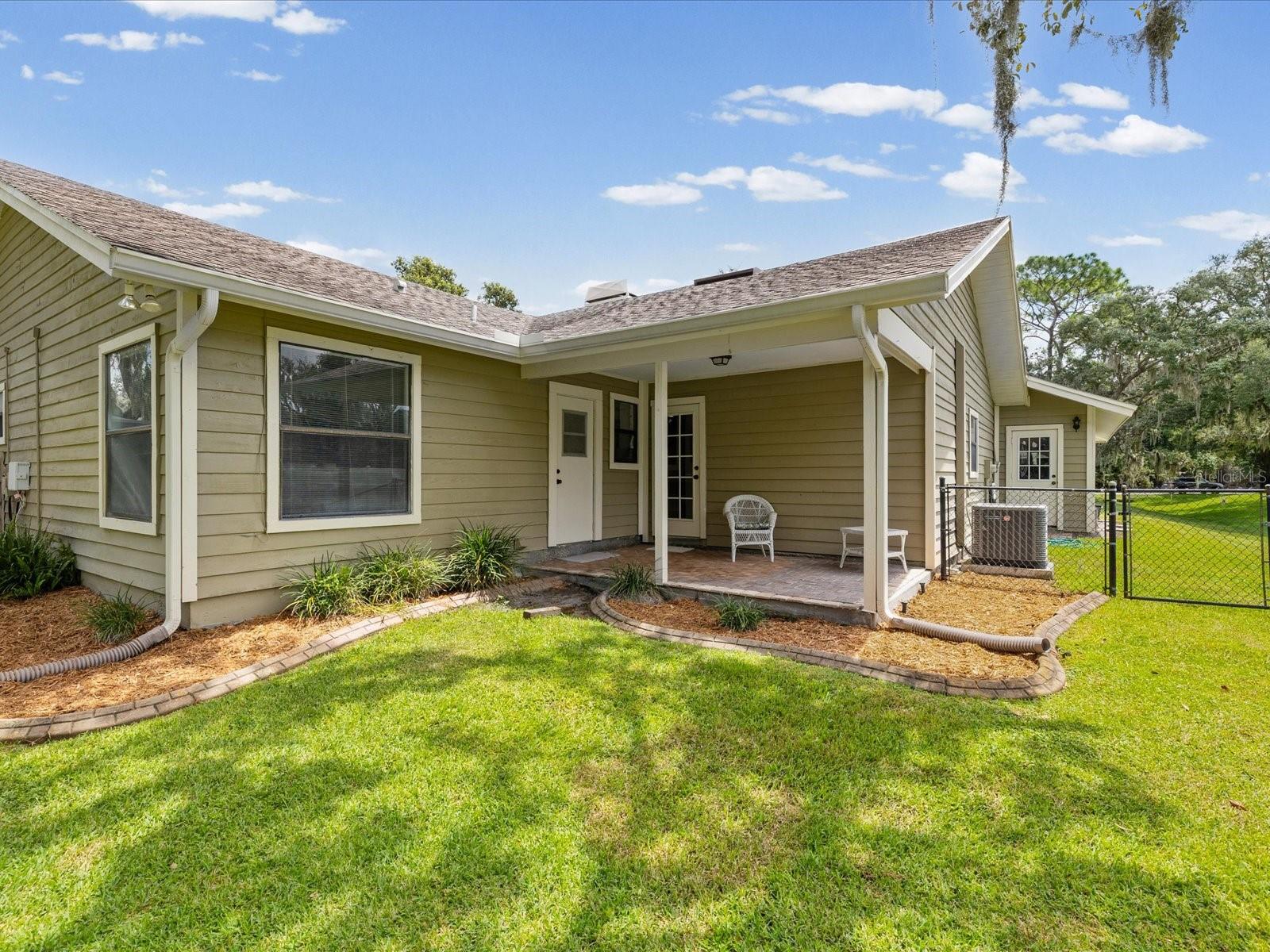 6655 MILLSTONE DRIVE — photo 50