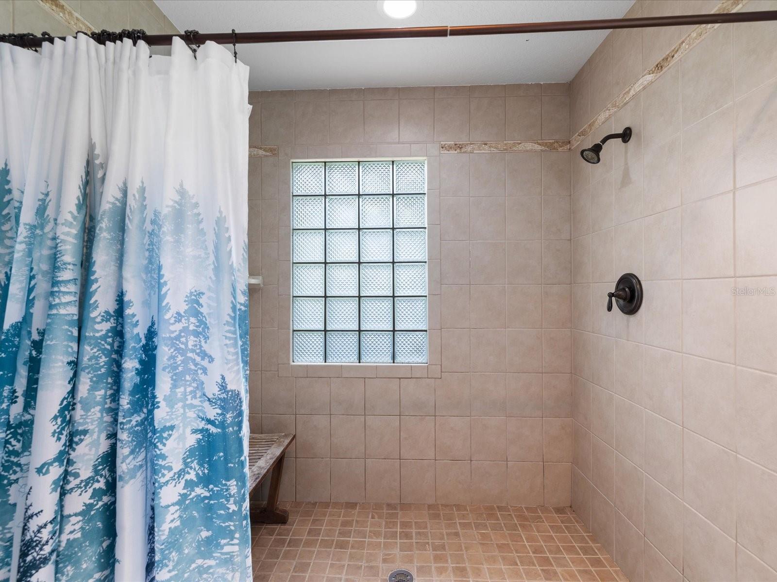 6655 MILLSTONE DRIVE — photo 39