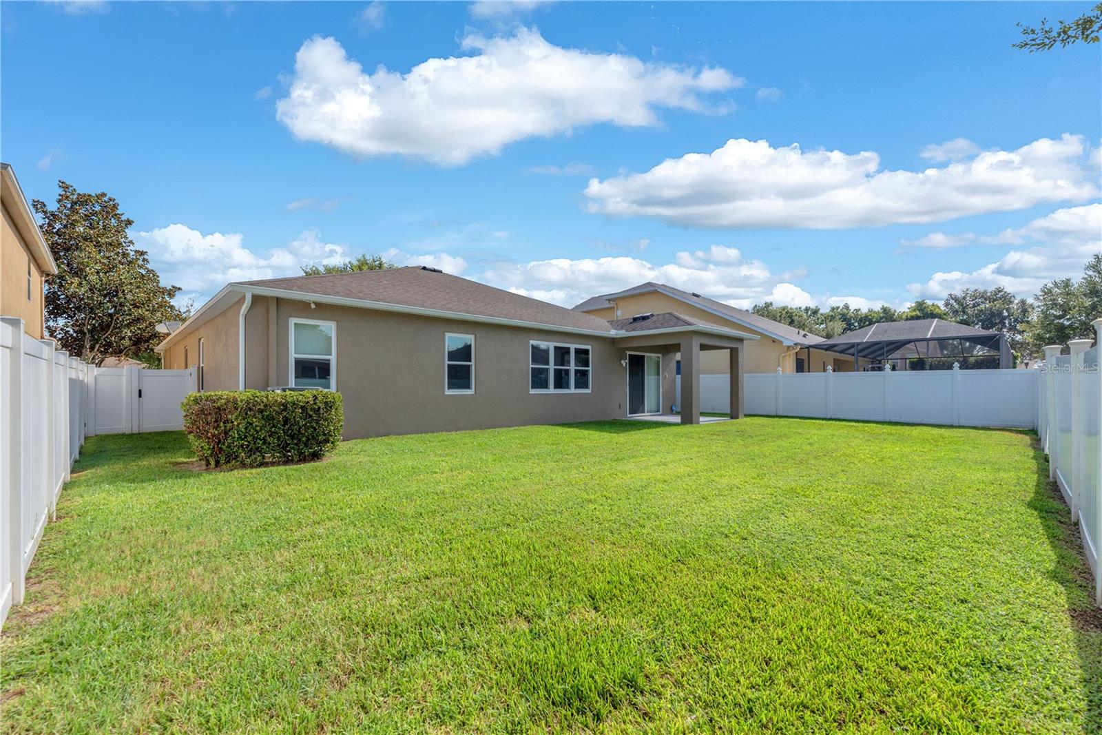 1407 RUSHGROVE CIR — photo 5