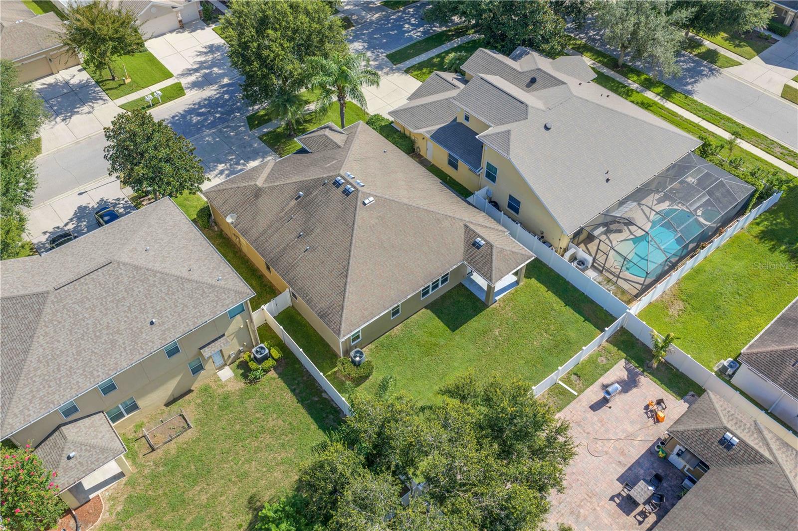 1407 RUSHGROVE CIR — photo 30