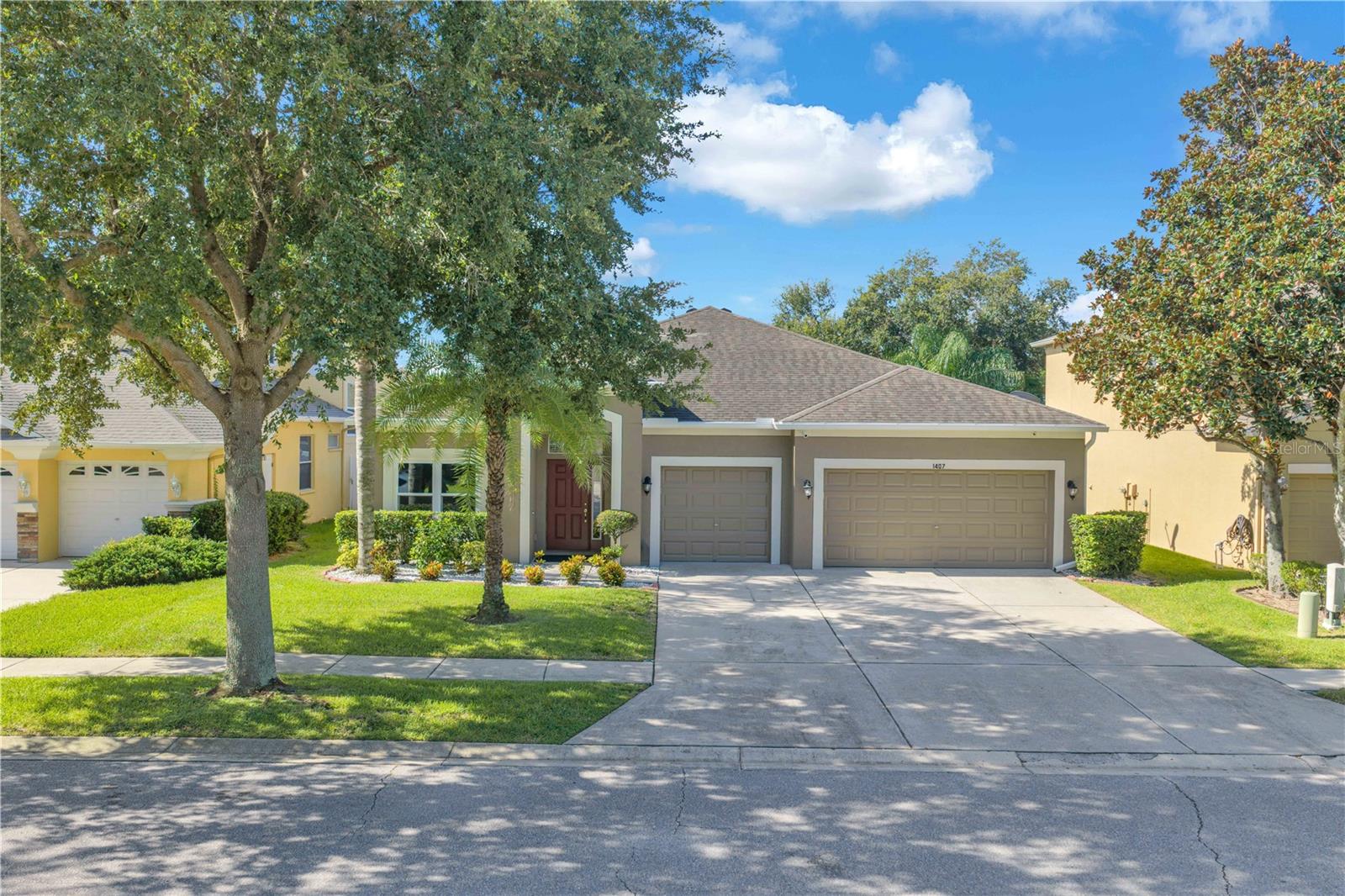 1407 RUSHGROVE CIR — photo 25