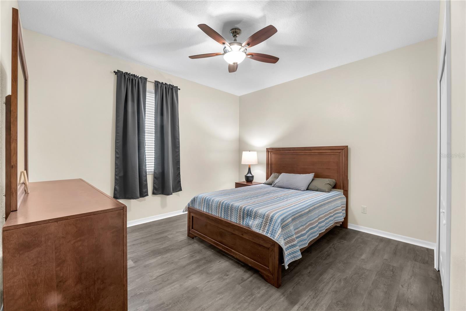1407 RUSHGROVE CIR — photo 23