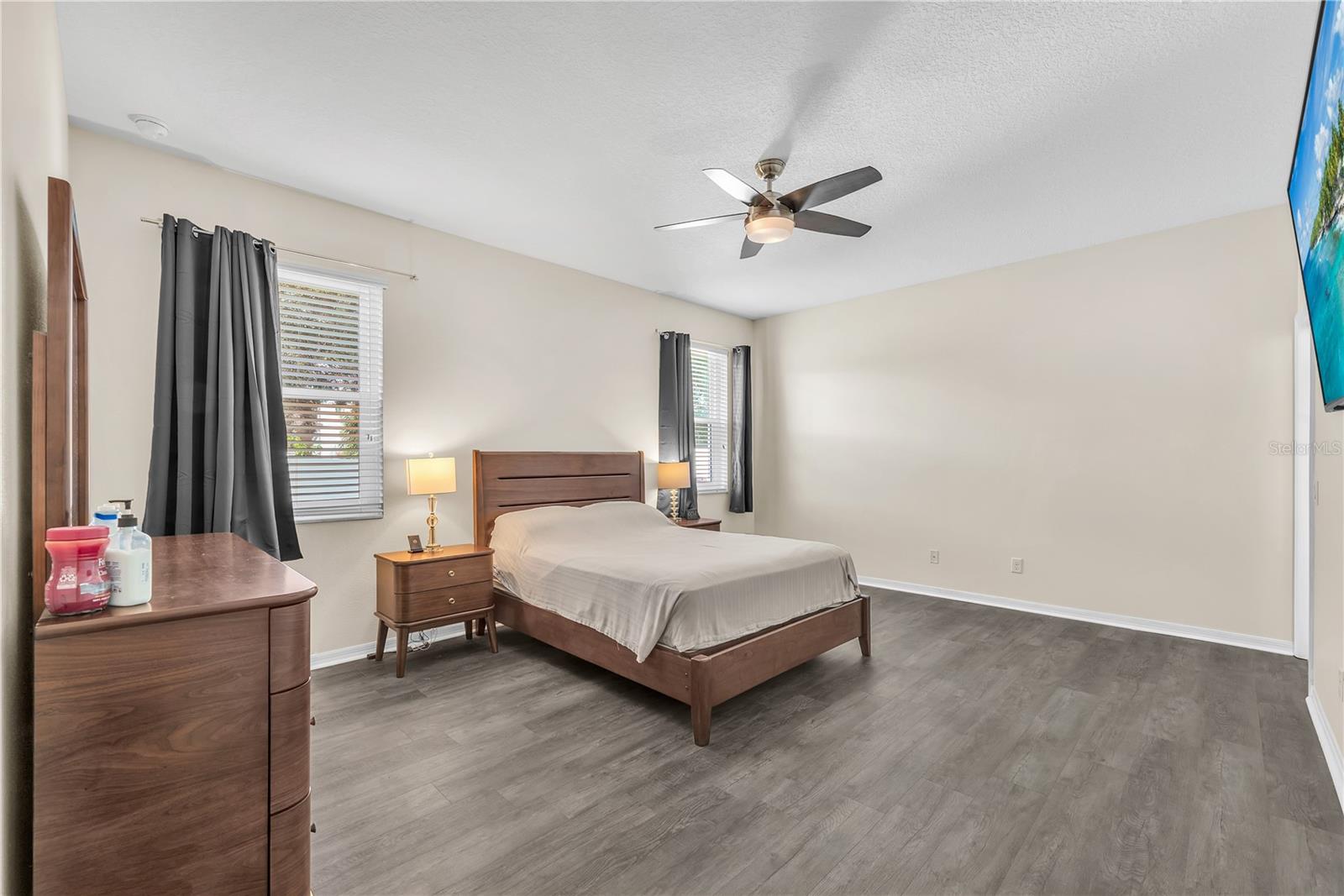 1407 RUSHGROVE CIR — photo 20