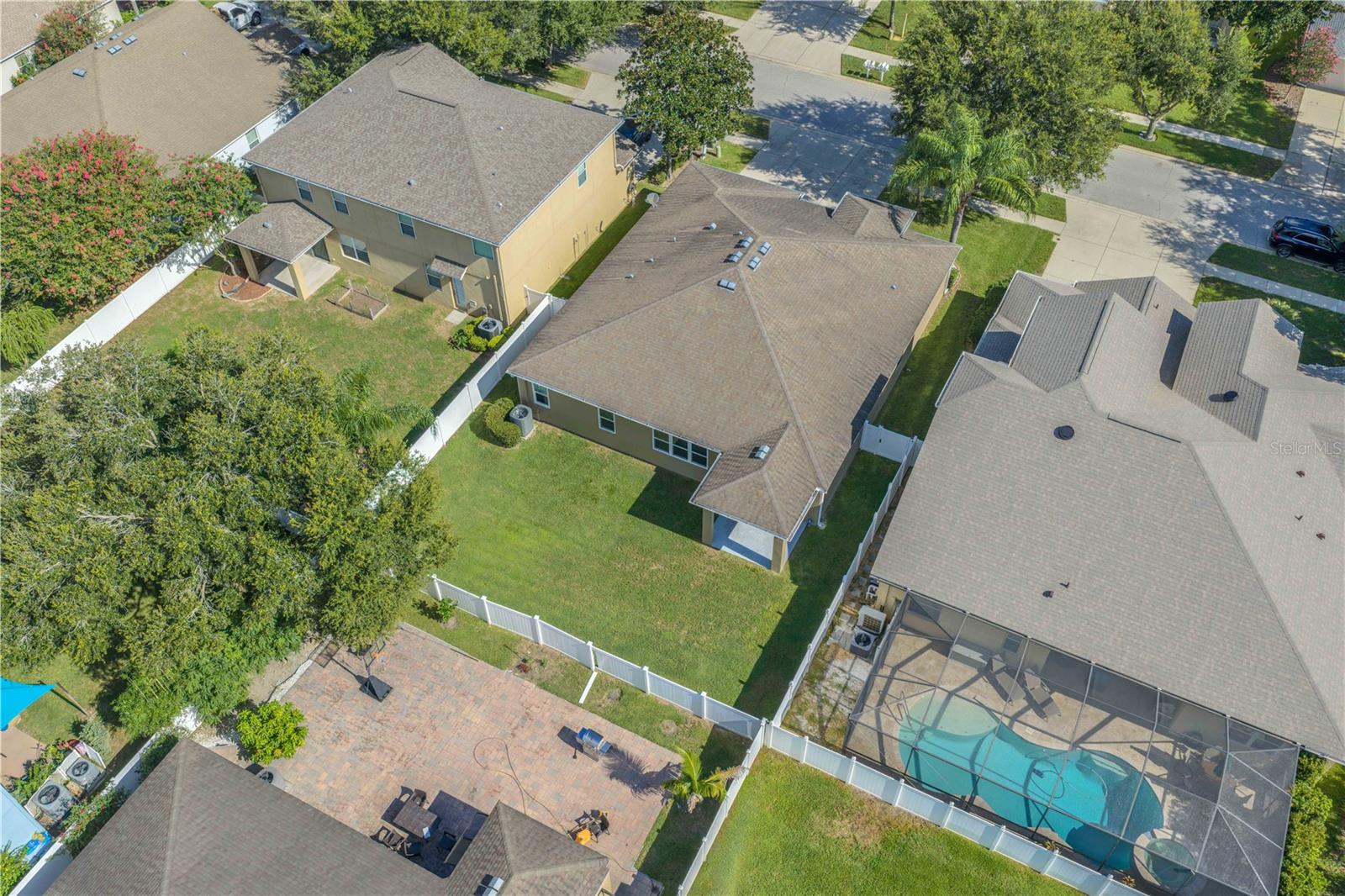 1407 RUSHGROVE CIR — photo 29