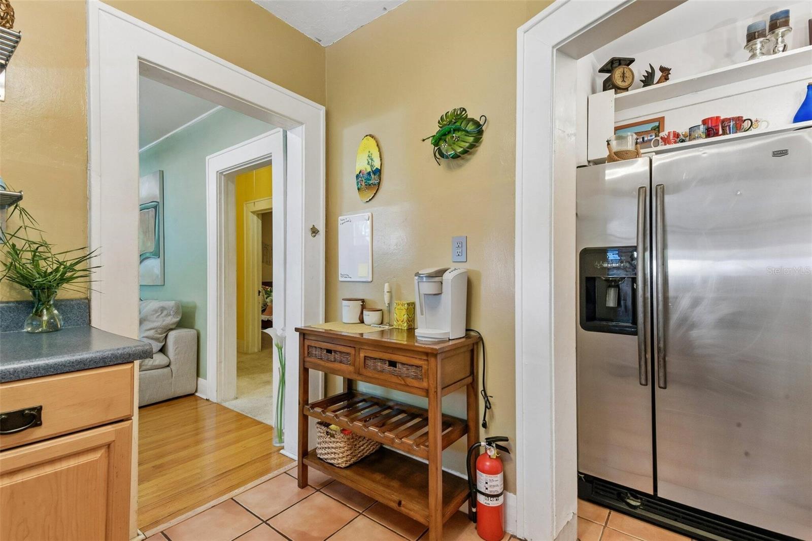 2319 W NORTH B ST — photo 17