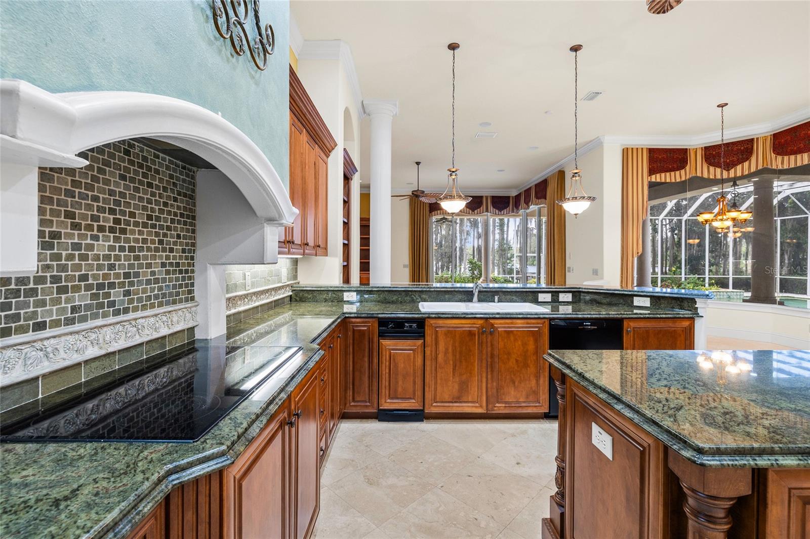 6800 WISTERIA LOOP — photo 24