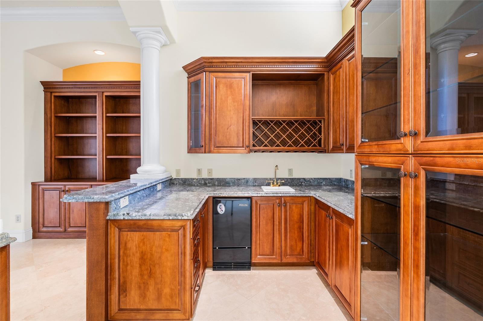 6800 WISTERIA LOOP — photo 33