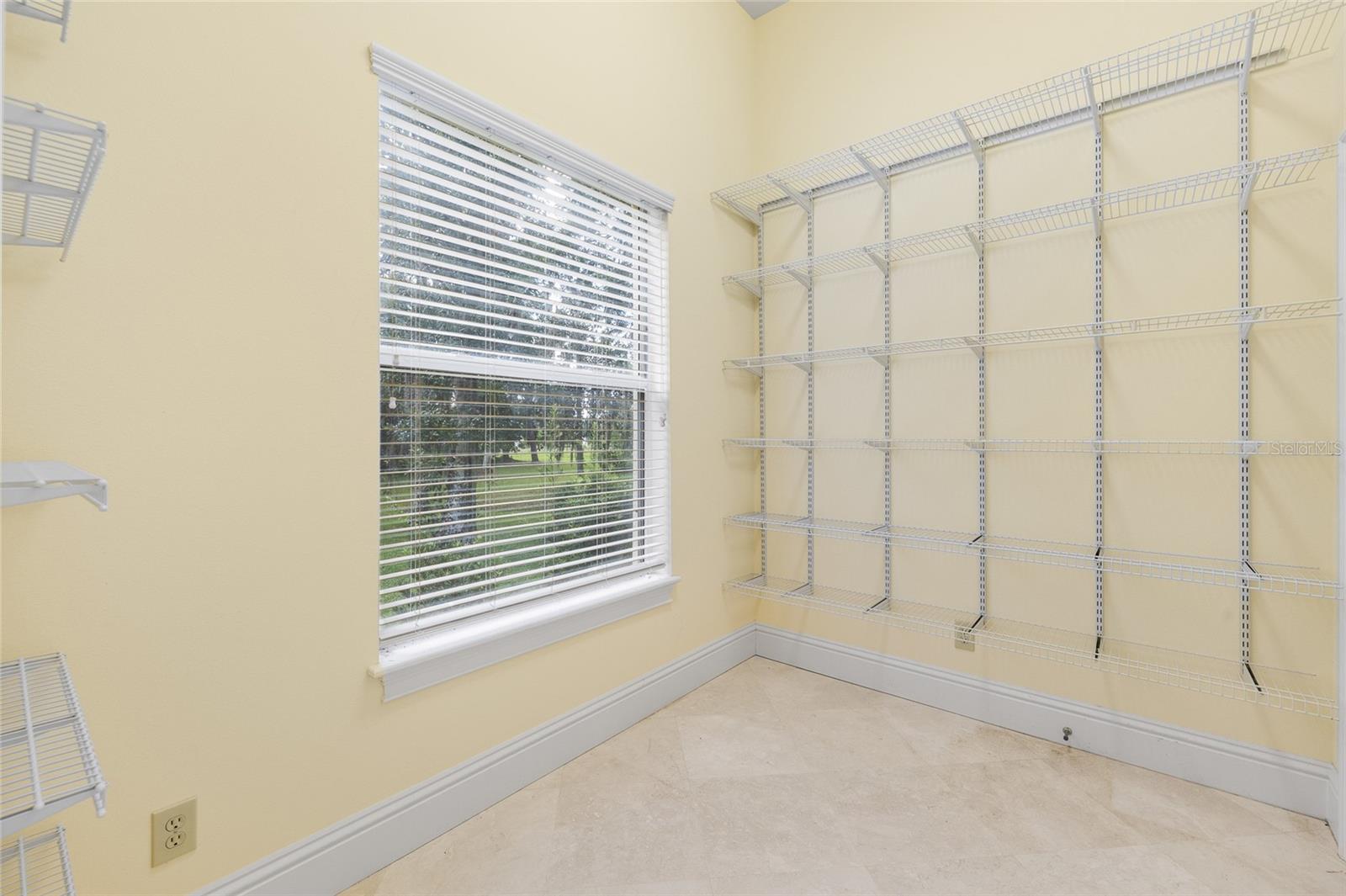 6800 WISTERIA LOOP — photo 34