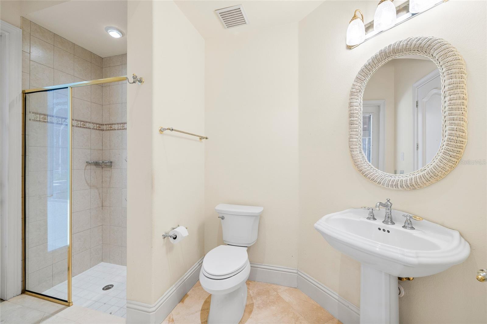 6800 WISTERIA LOOP — photo 35