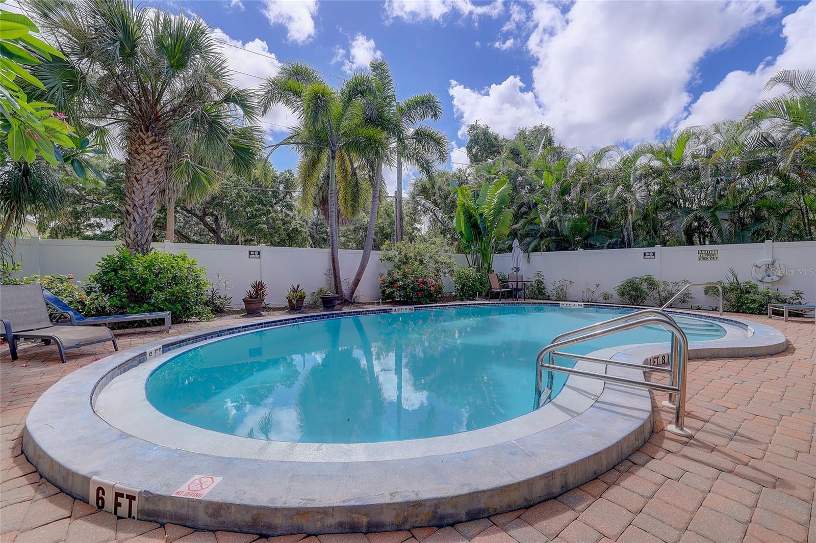 4625 SUMMERWIND DR #13 — photo 41