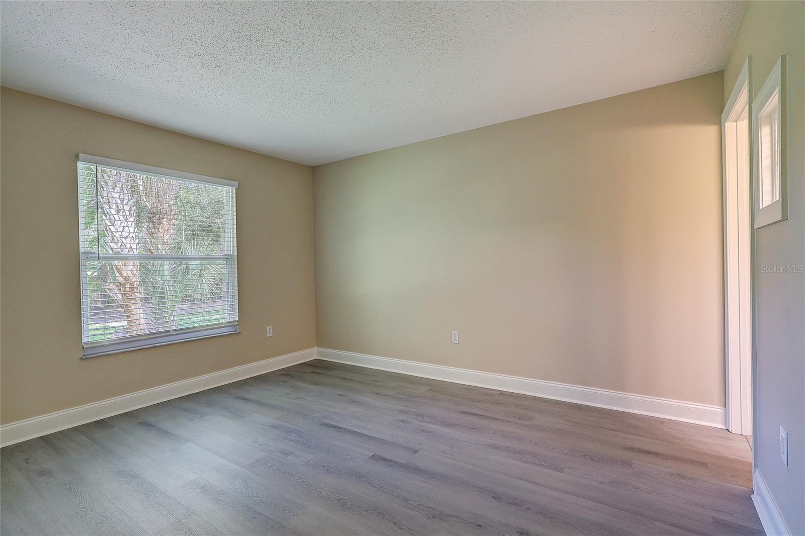 4625 SUMMERWIND DR #13 — photo 11