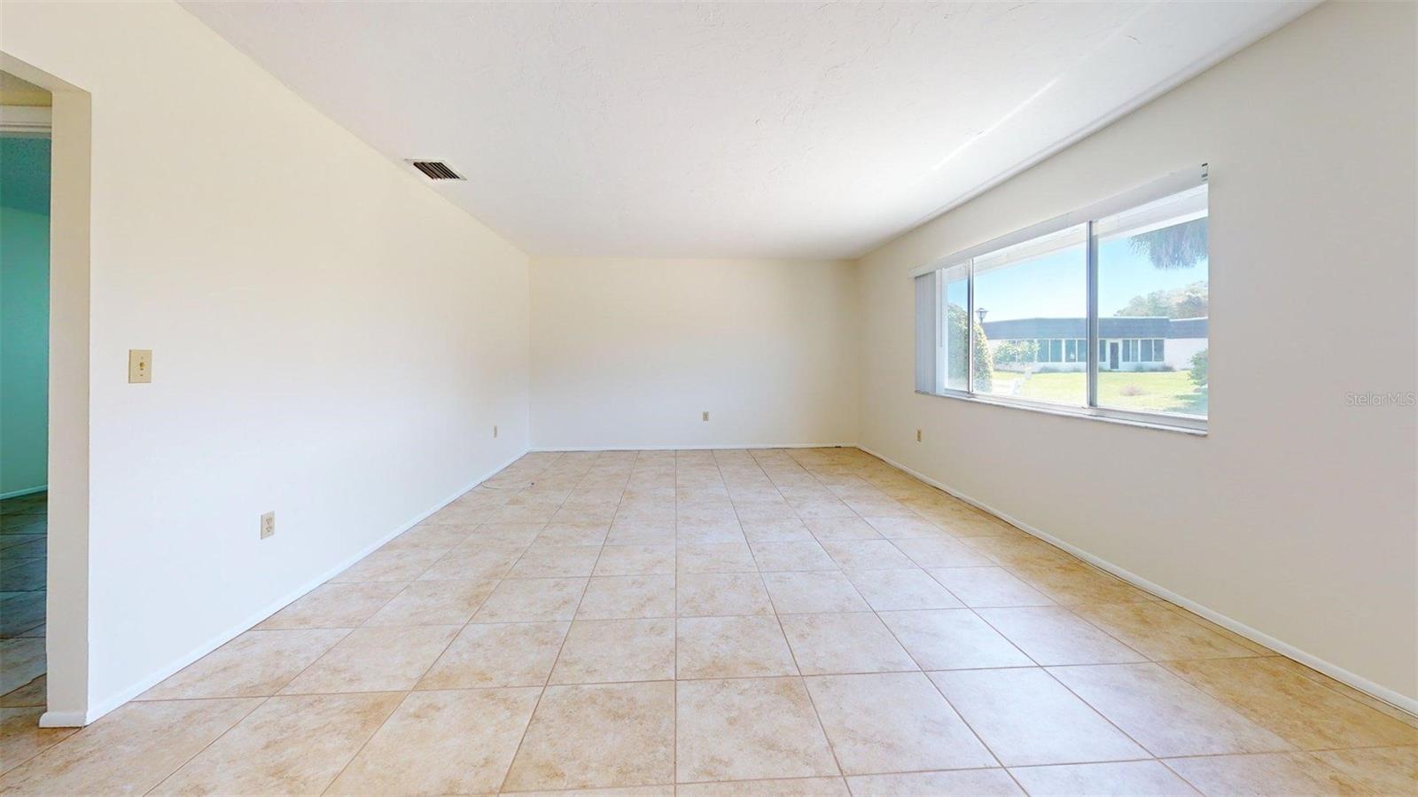 1213 GLEN OAKS DR E — photo 20