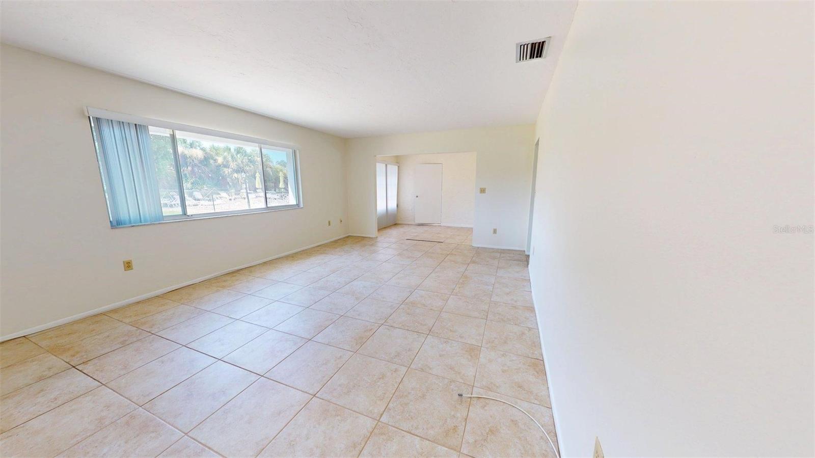 1213 GLEN OAKS DR E — photo 21