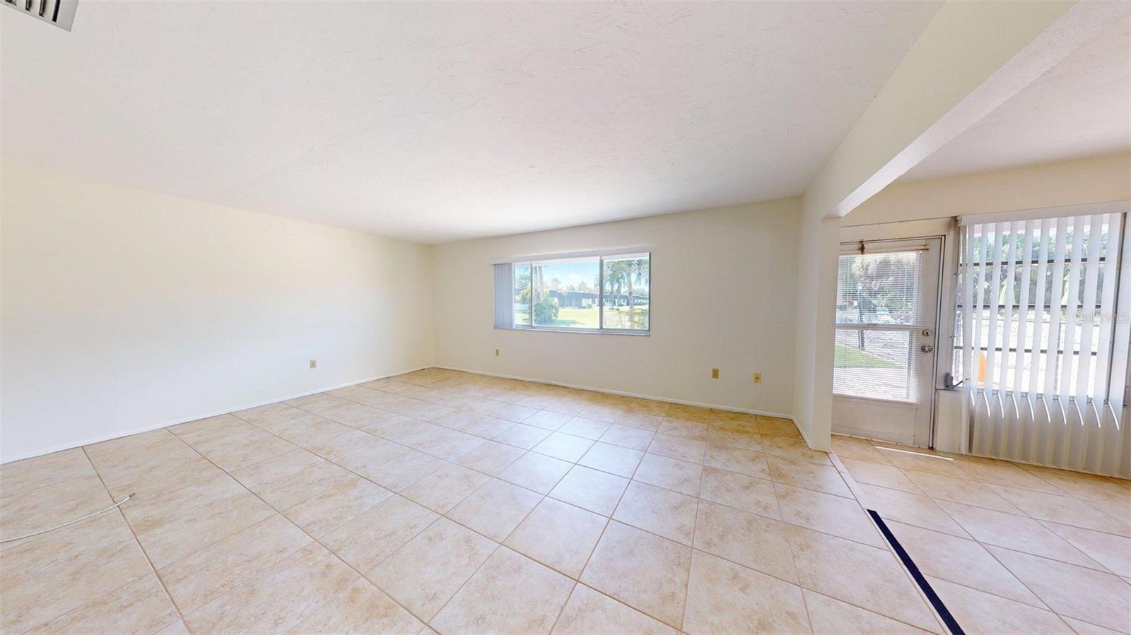 1213 GLEN OAKS DR E — photo 19