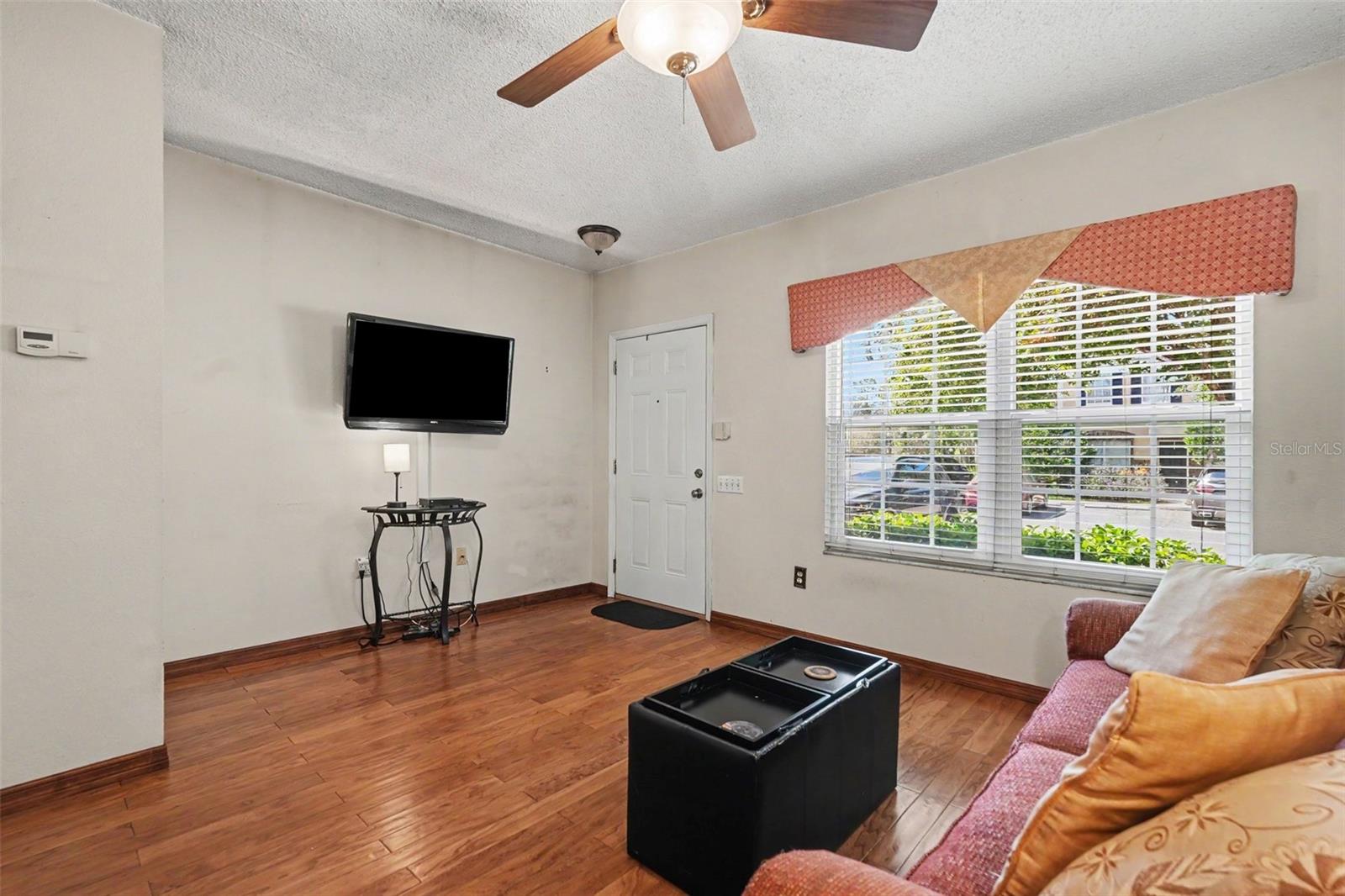 12434 BERKELEY SQUARE DR — photo 9