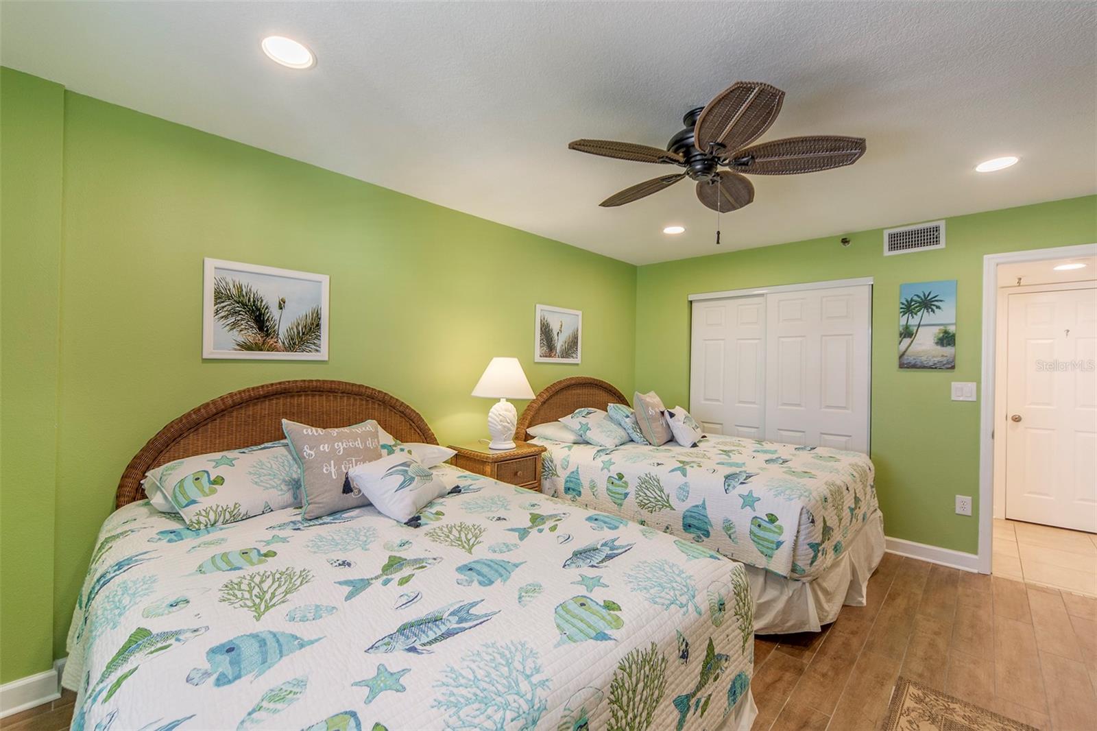 12901 GULF LN #503 — photo 12