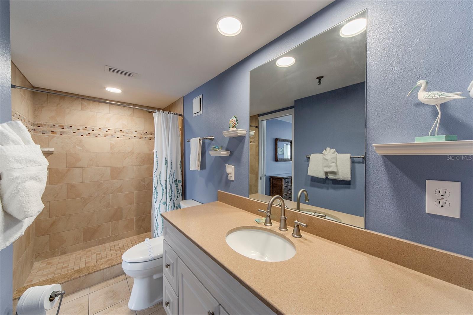 12901 GULF LN #503 — photo 10