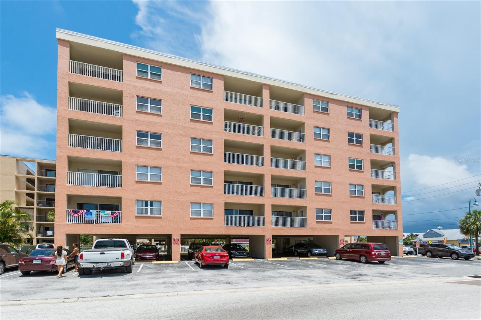 12901 GULF LN #503 — photo 17