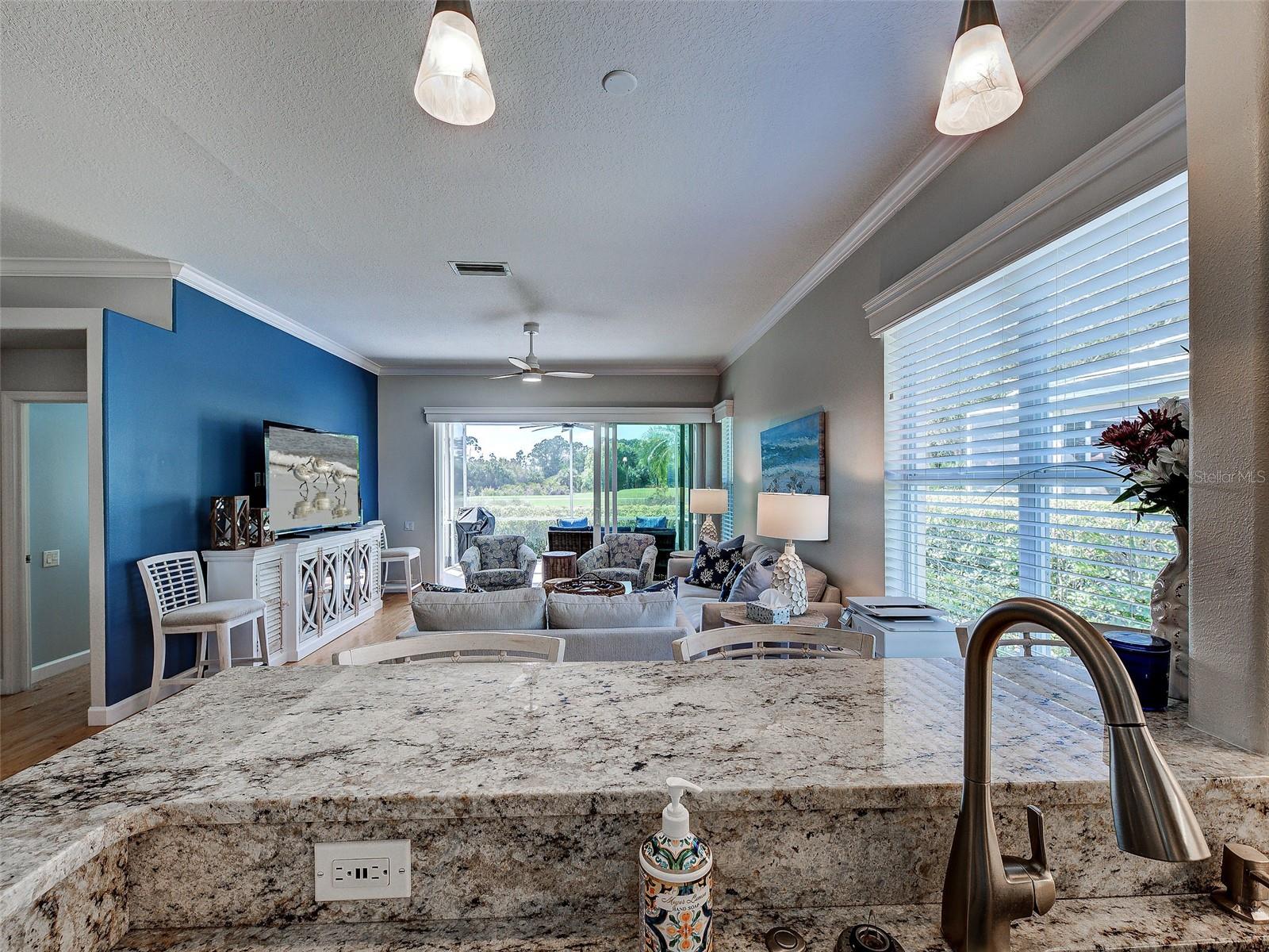 311 LANSBROOK DR — photo 28