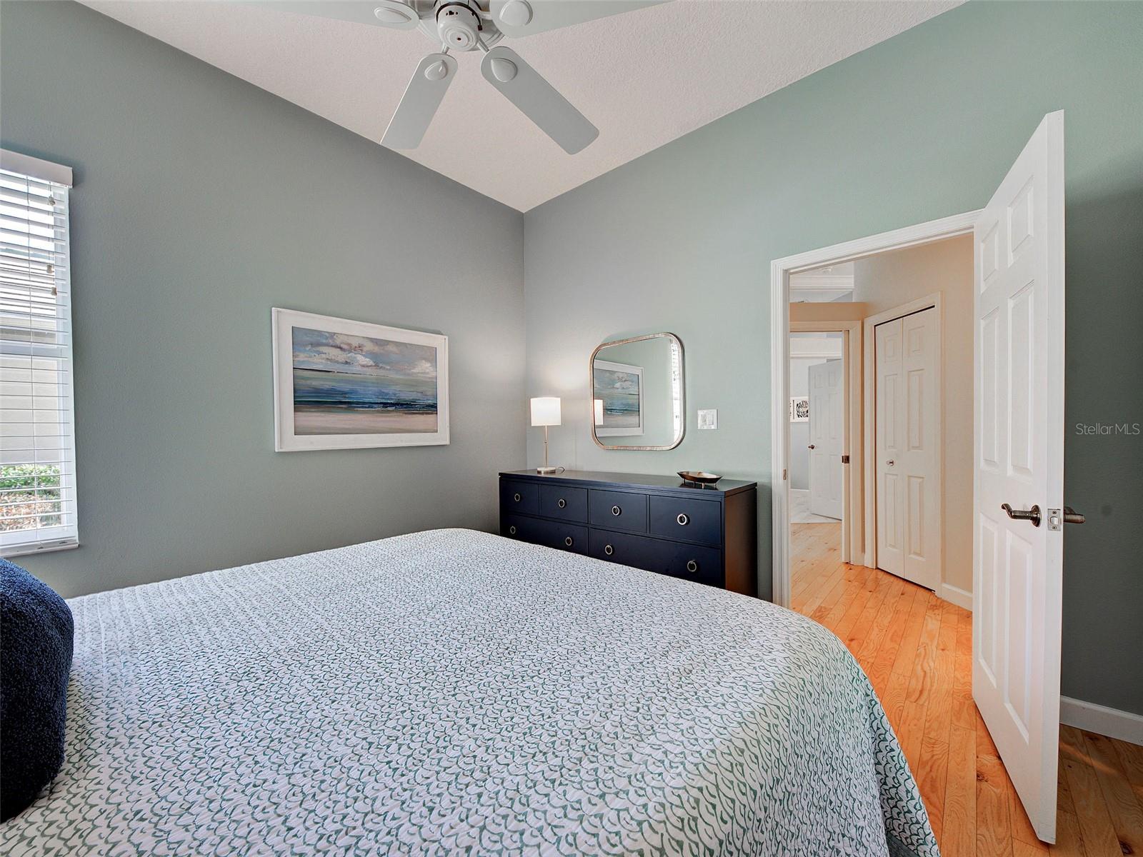 311 LANSBROOK DR — photo 47