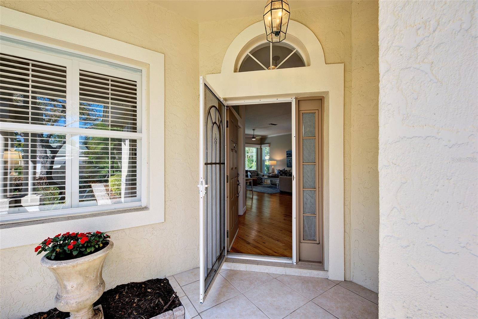 311 LANSBROOK DR — photo 4