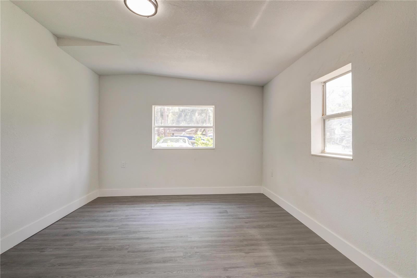 5039 AVERY RD — photo 17