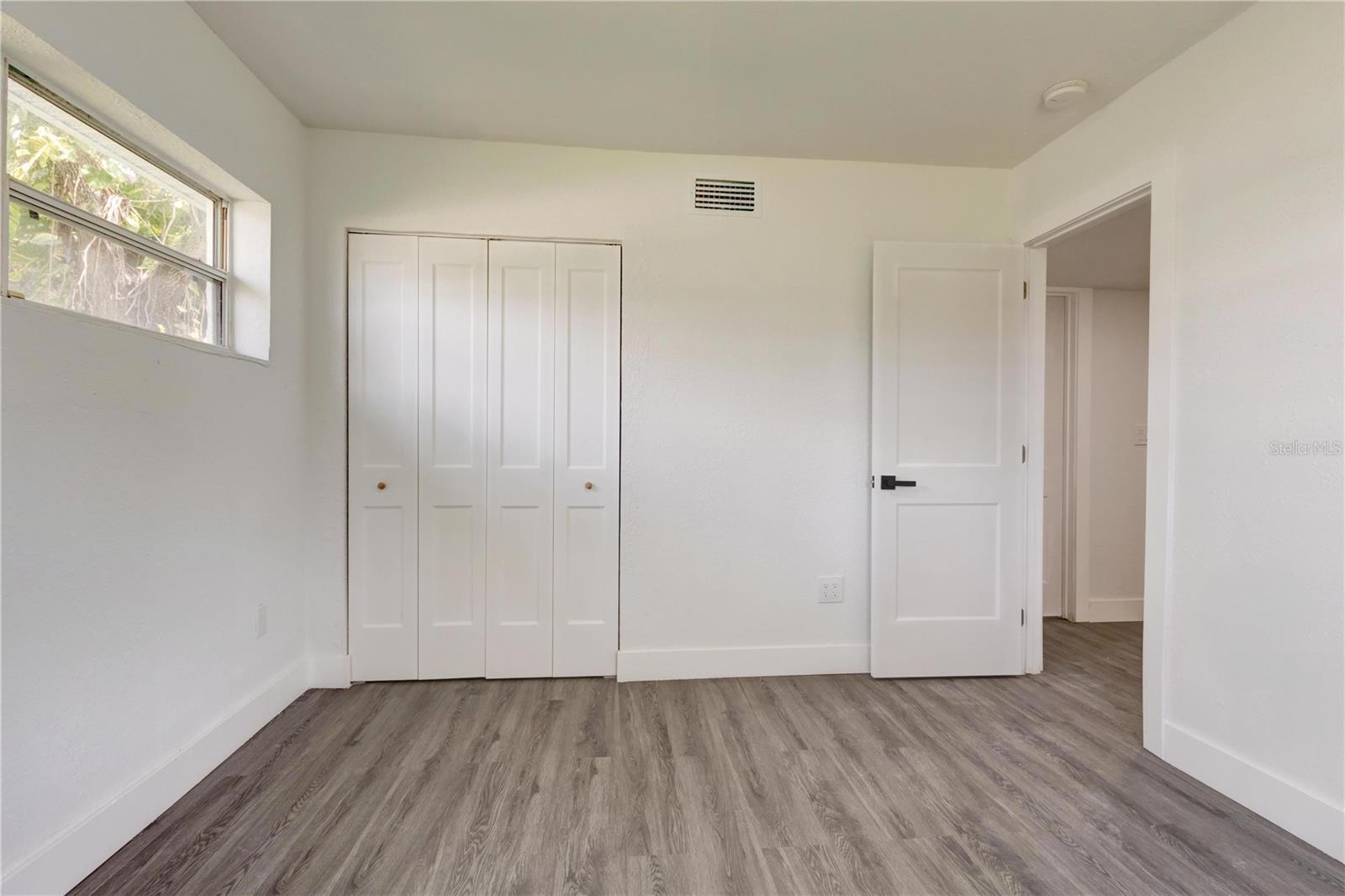5039 AVERY RD — photo 11