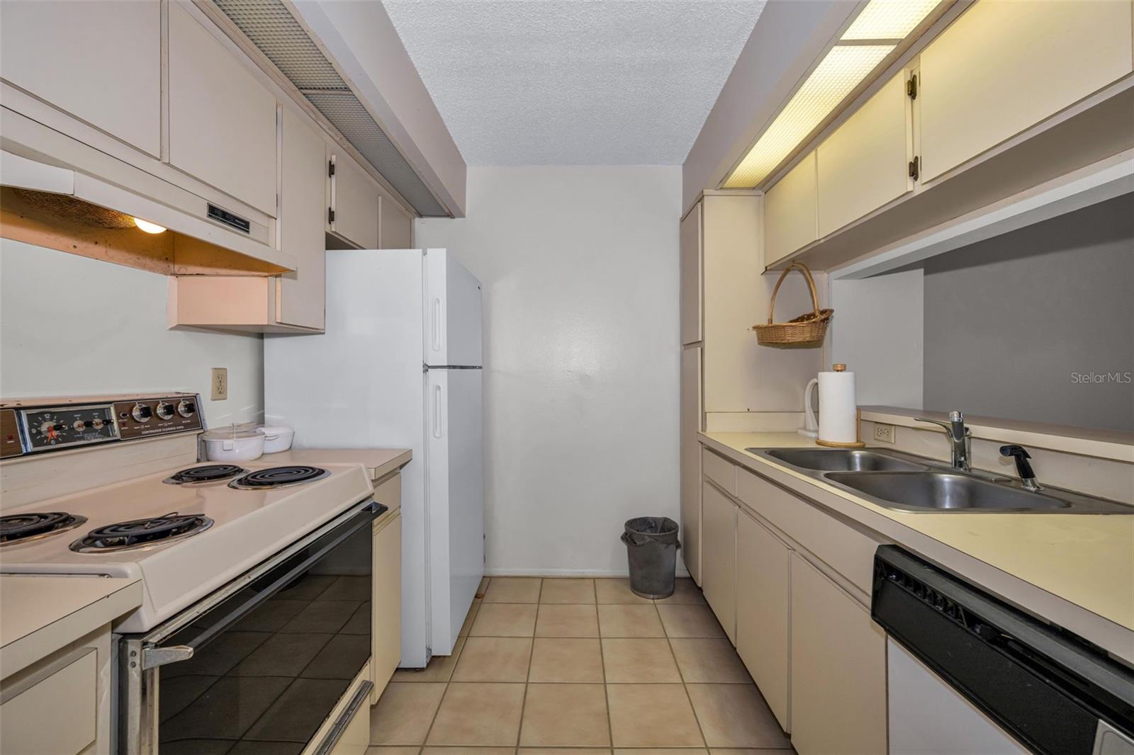 4411 SHADY TERRACE LN #115 — photo 8