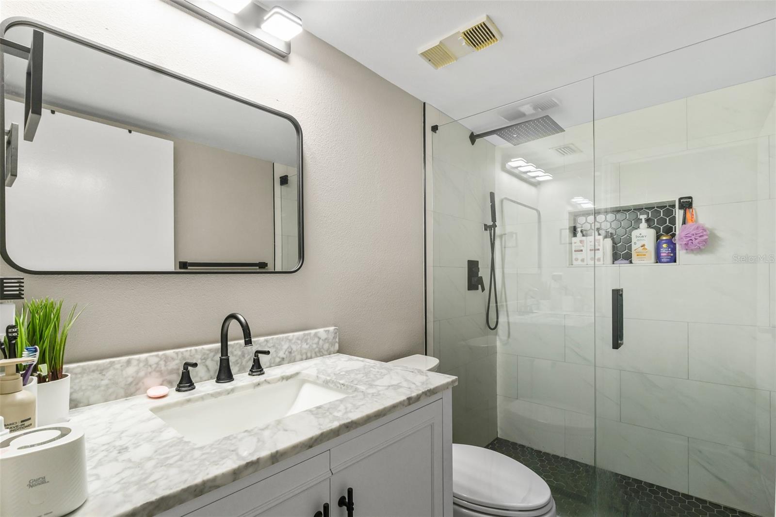 90 HIGHLAND AVE S #402 — photo 29