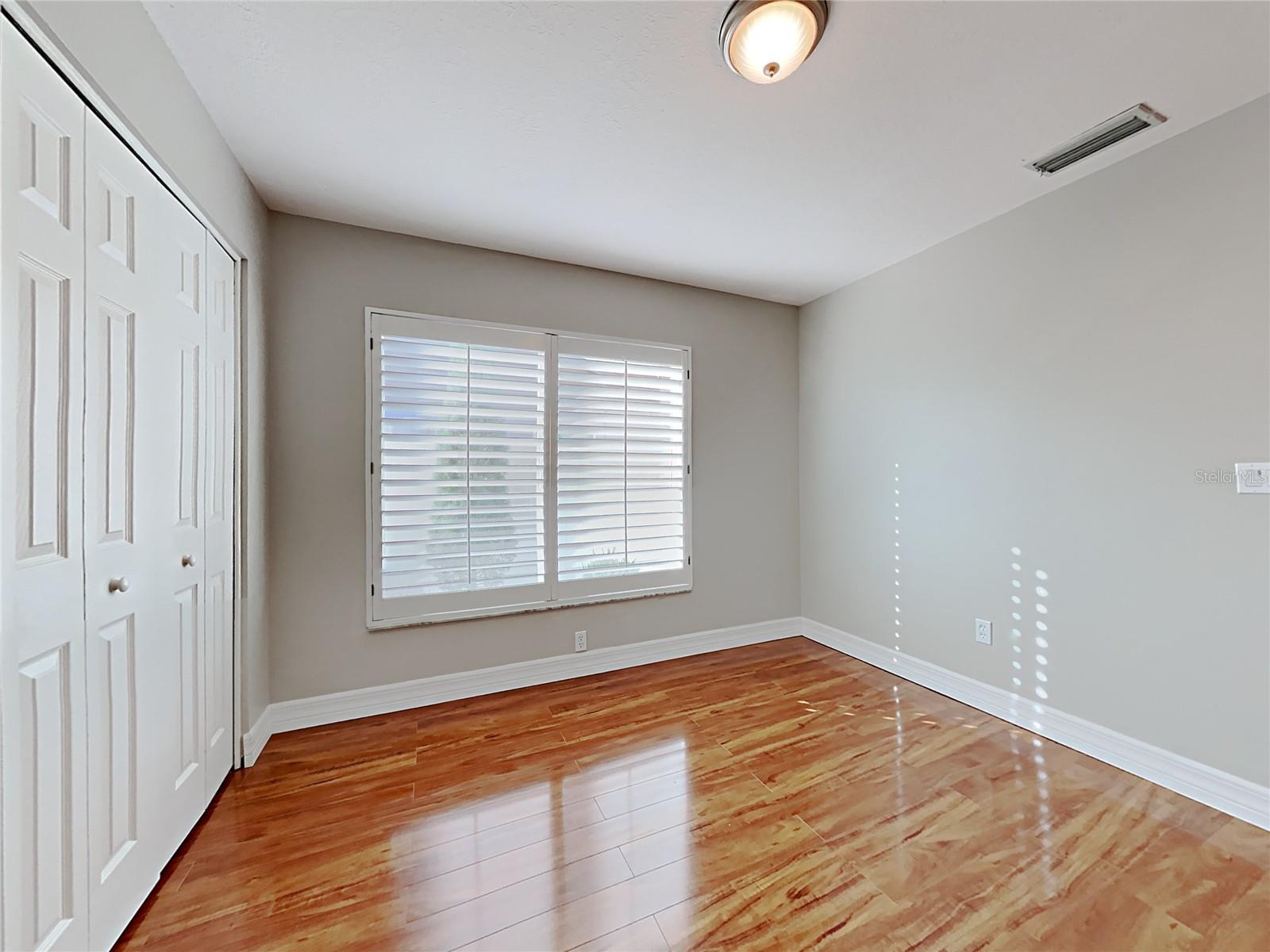 1237 BARMERE LN — photo 8
