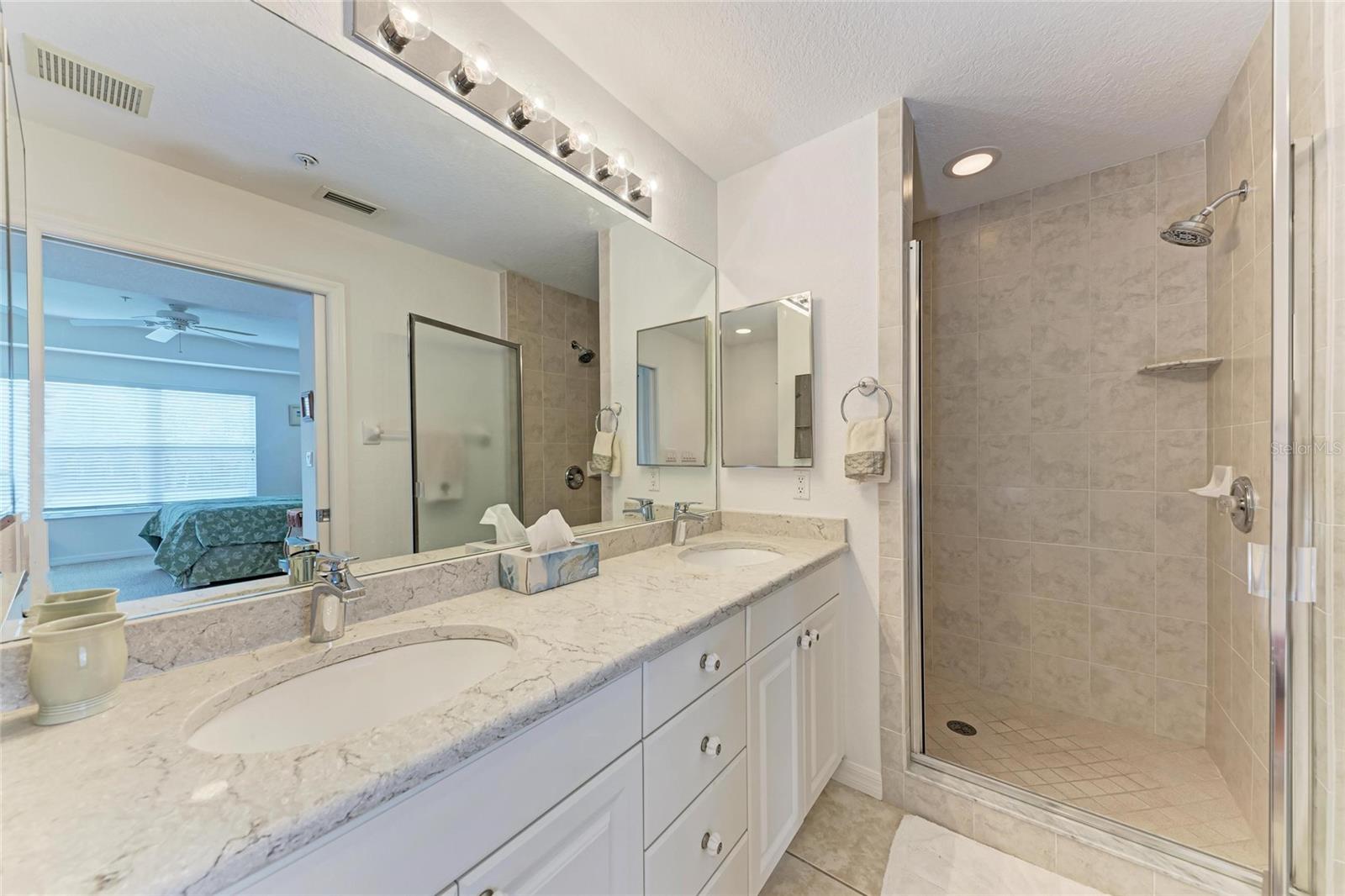 6326 GRAND OAK CIR #203 — photo 30