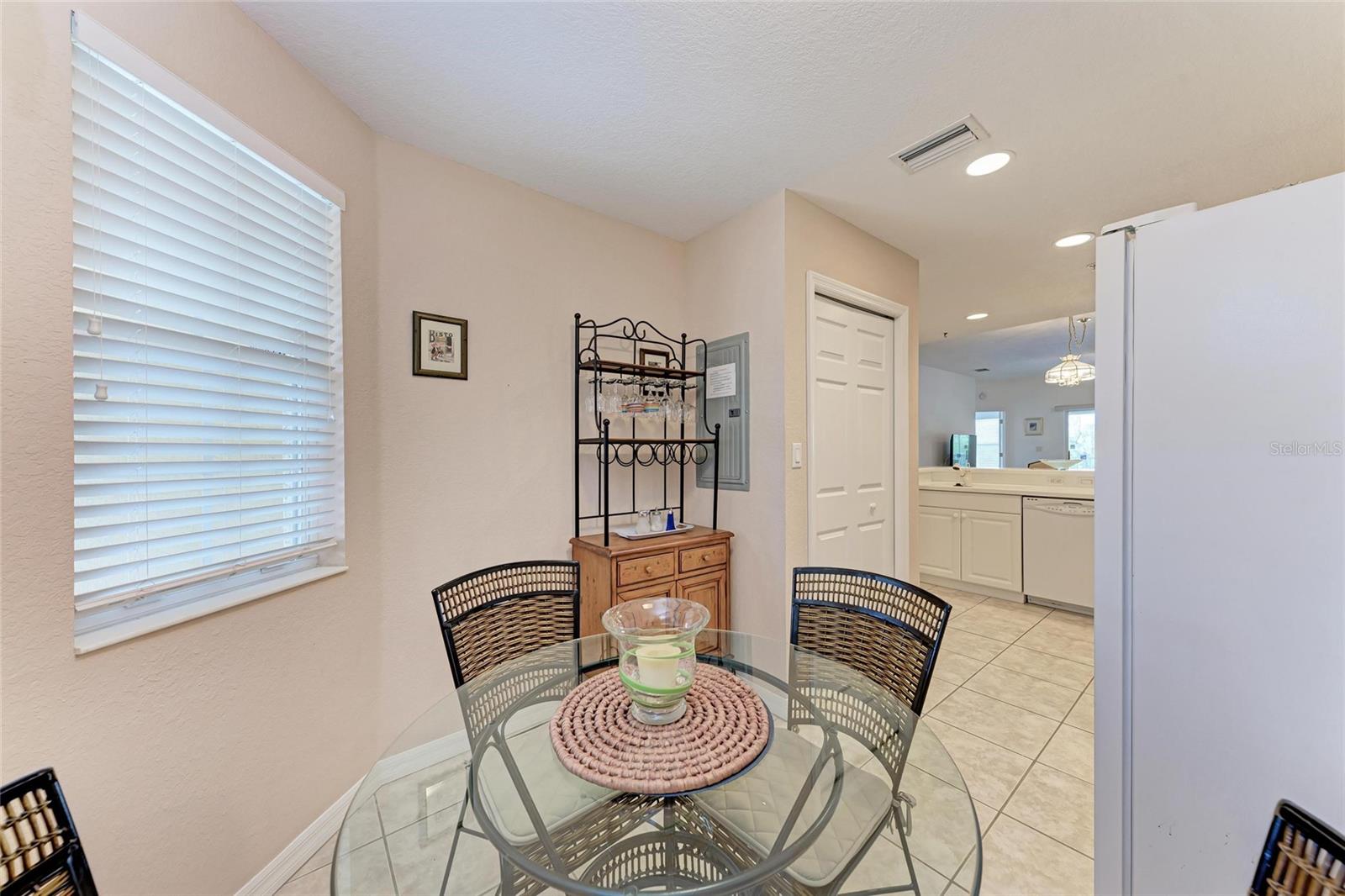 6326 GRAND OAK CIR #203 — photo 16
