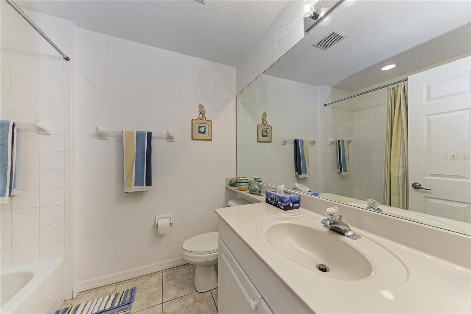 6326 GRAND OAK CIR #203 — photo 24