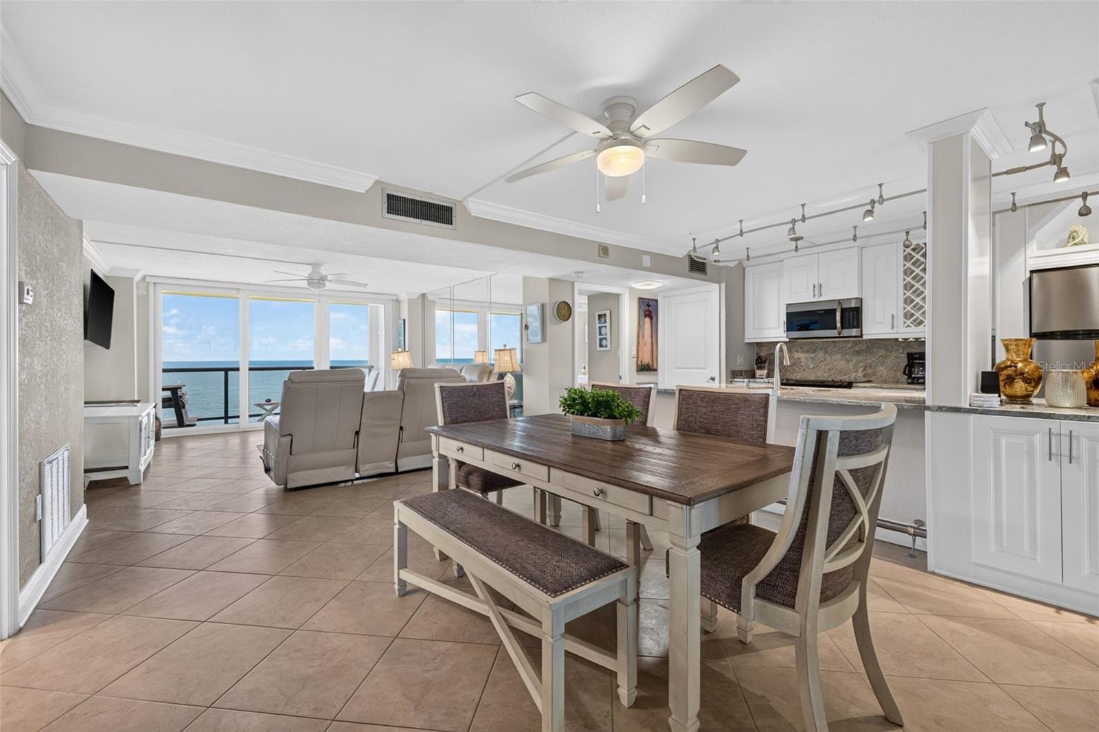 440 S GULFVIEW BLVD #1407 — photo 12