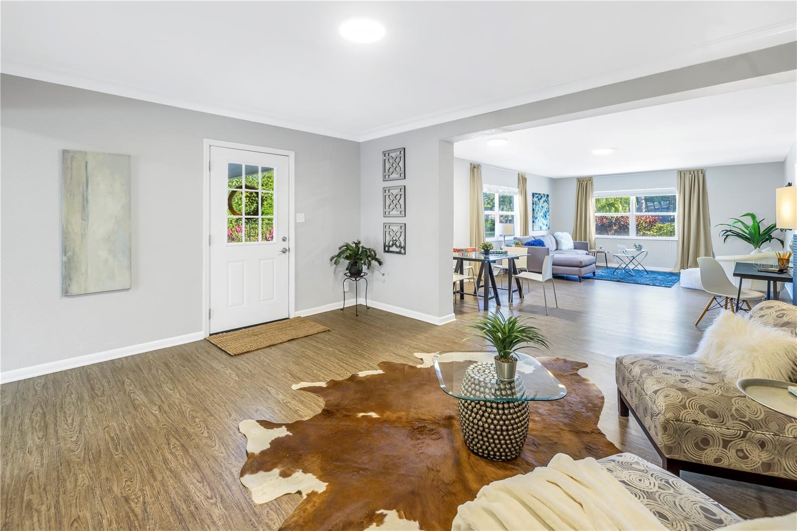 610 CORDOVA BLVD NE — photo 11