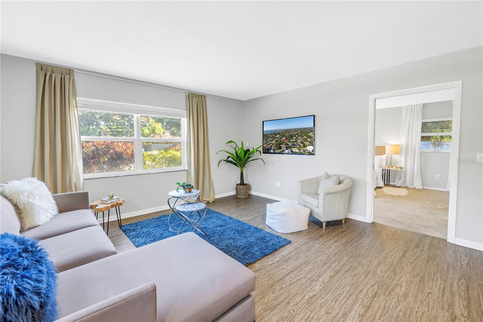 610 CORDOVA BLVD NE — photo 17