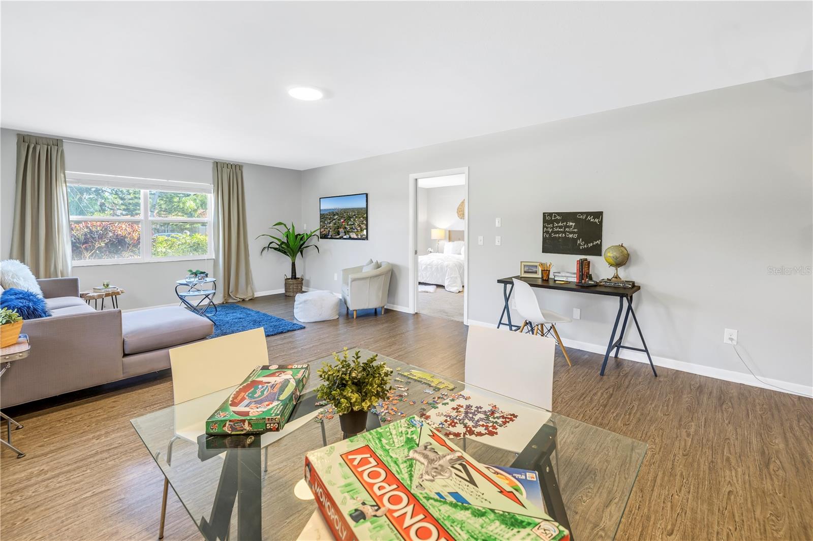 610 CORDOVA BLVD NE — photo 15