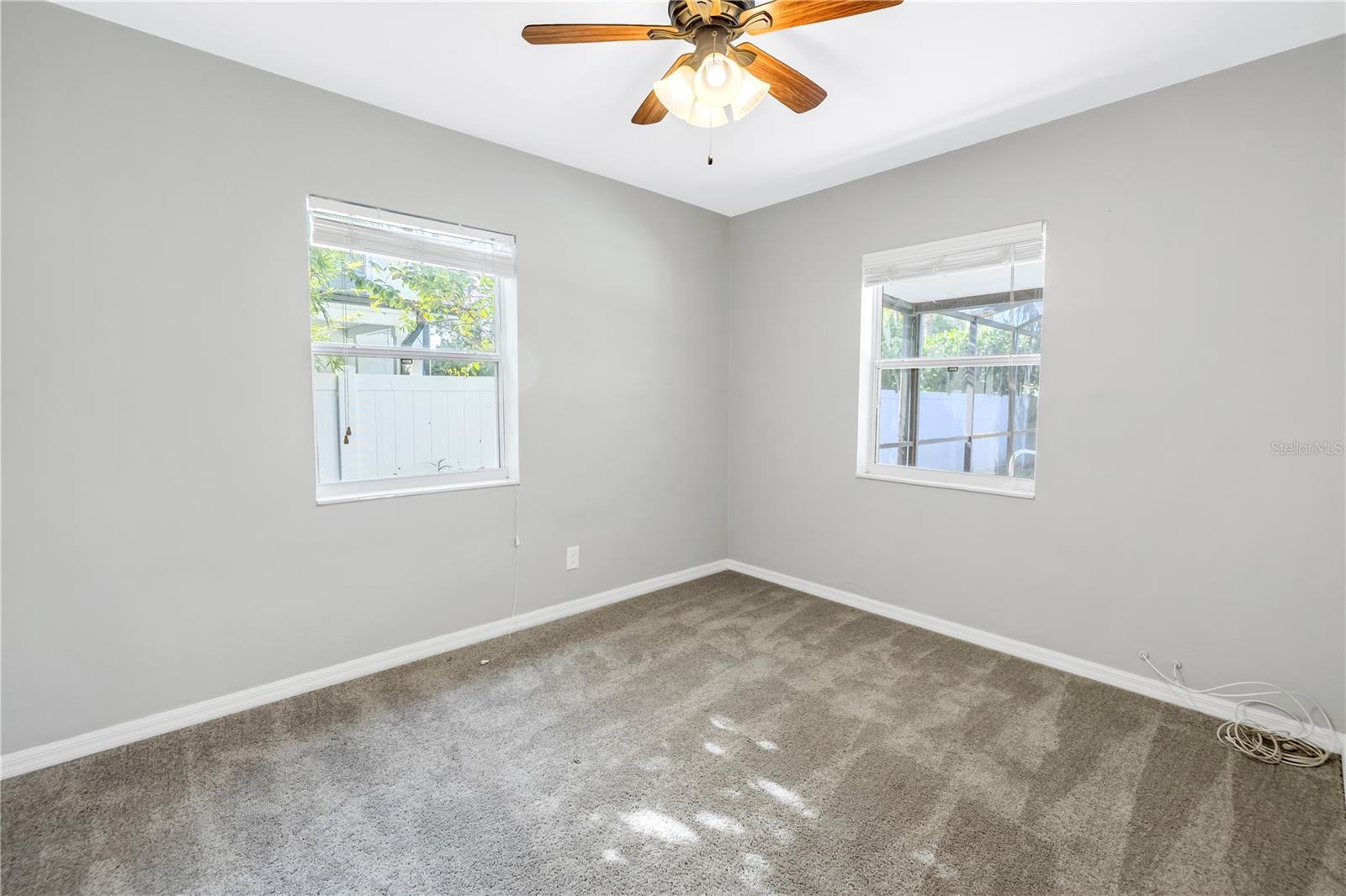 610 CORDOVA BLVD NE — photo 36
