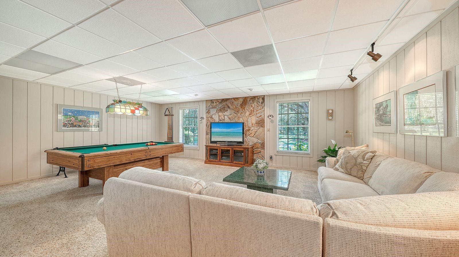 6455 MCKOWN RD — photo 34
