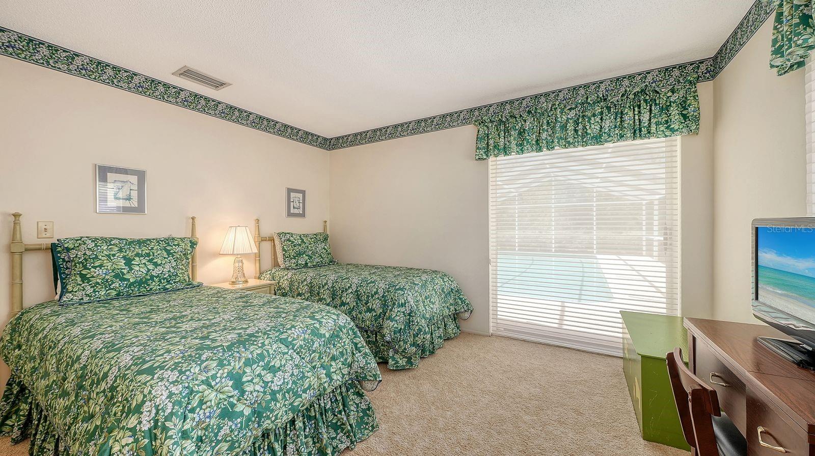 6455 MCKOWN RD — photo 52
