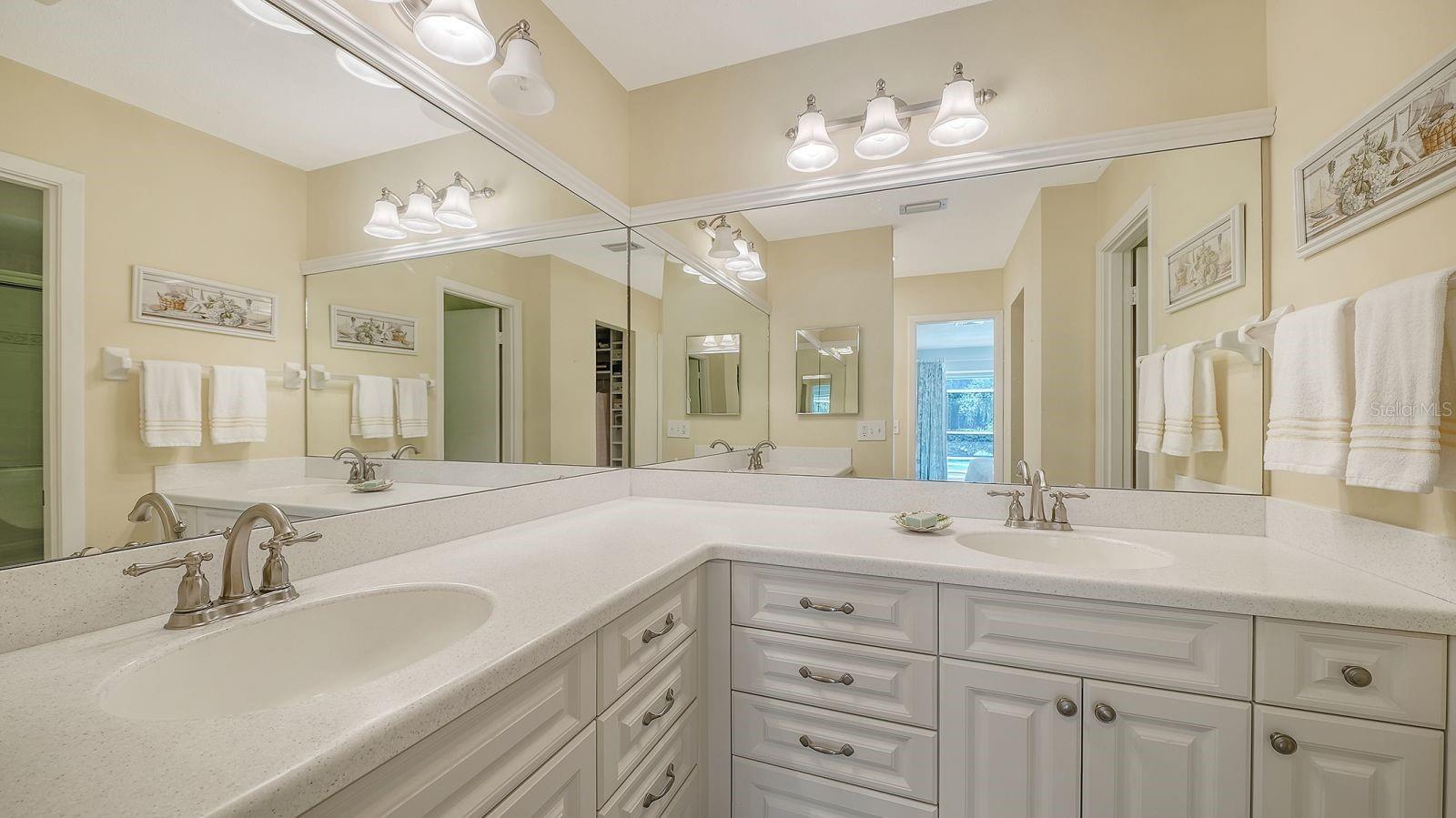 6455 MCKOWN RD — photo 44