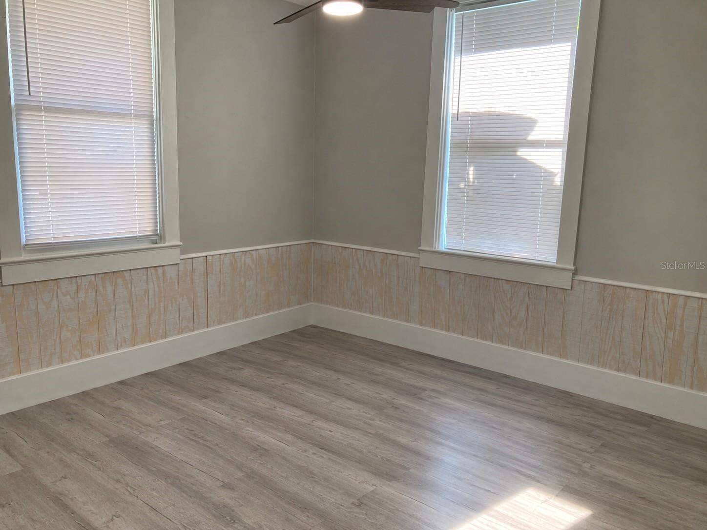31 W OAKWOOD ST #2 — photo 26