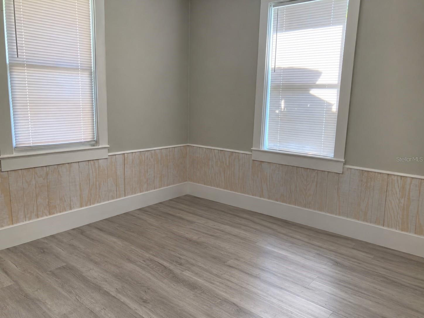 31 W OAKWOOD ST #2 — photo 27