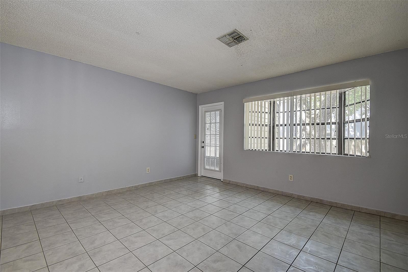 10306 COUNCILS WAY — photo 17