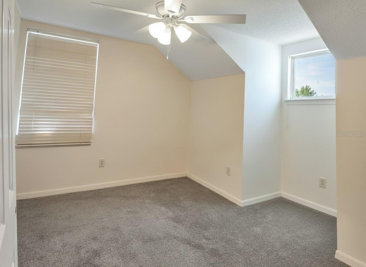 22817 SAINT THOMAS CIR — photo 25