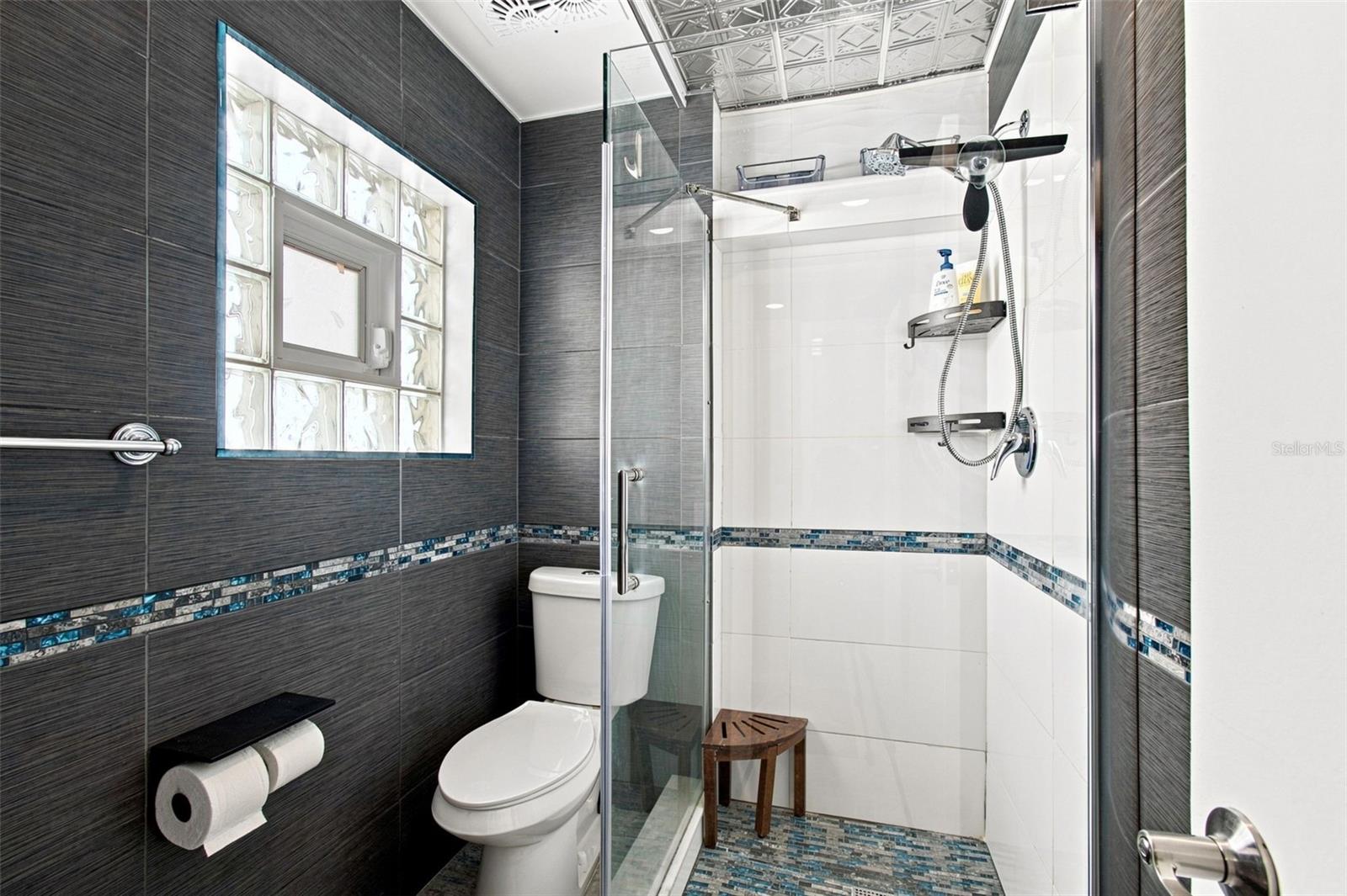4950 BAYSHORE BLVD #8 — photo 32