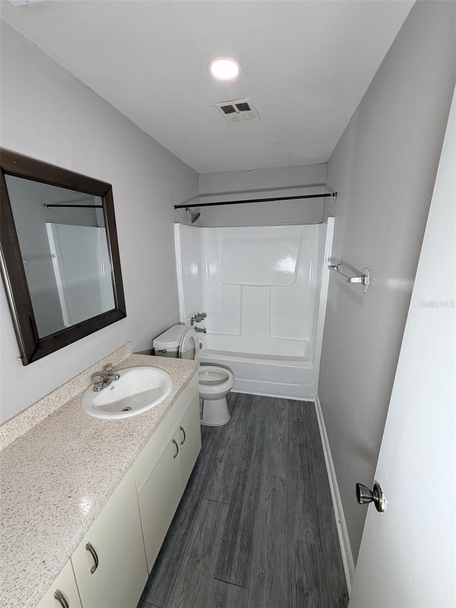 5328 WHITEWAY DR — photo 8
